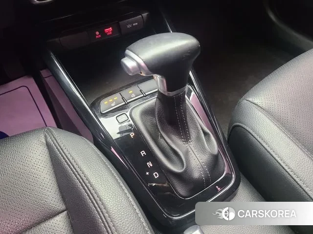 Kia Stonic id 2971546 из Кореи 19