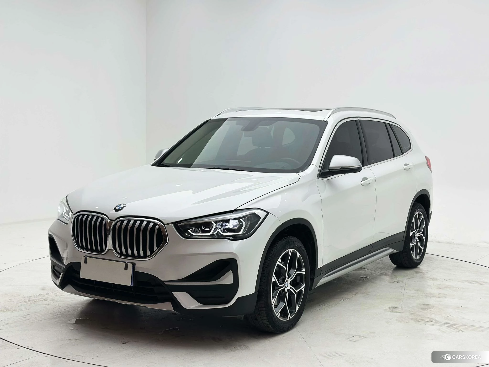 BMW X1 id 4420823 из Китая 23