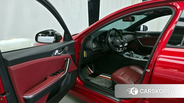 Kia Stinger id 4384230 из Кореи 30