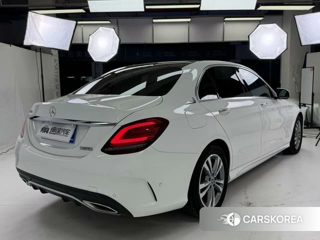 Mercedes-Benz Class C id 4255764 из Китая 28