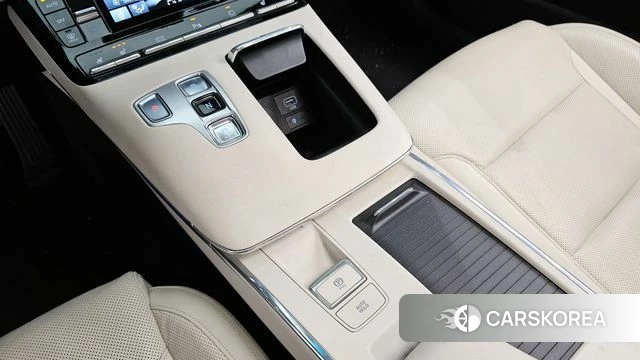 Hyundai The New Grandeur IG Hybrid id 4186692 из Кореи 19