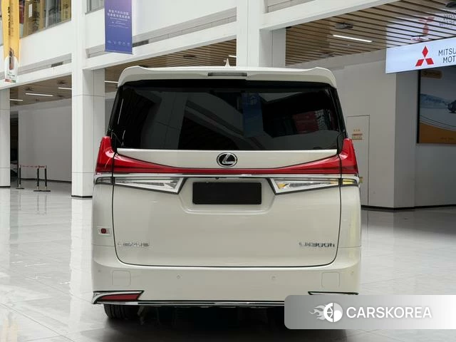 Lexus LM id 4341788 из Китая 25