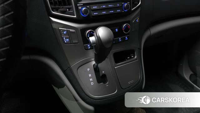 Hyundai The New Grand Starex id 4501627 из Кореи 29