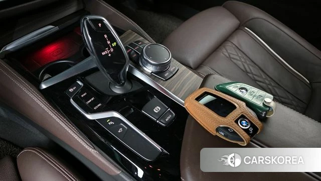 BMW 5 Series (G30) id 4416717 из Кореи 19
