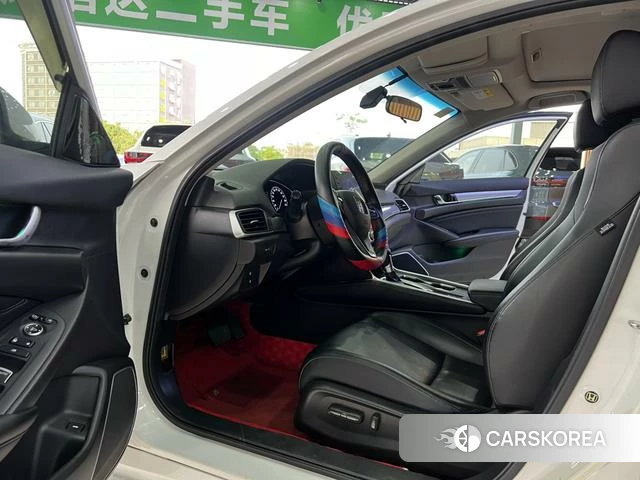 Honda Accord id 4274615 из Китая 12
