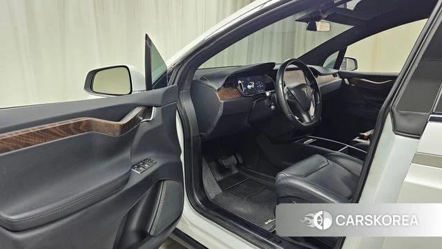 Tesla Model X id 4698606 из Кореи 30