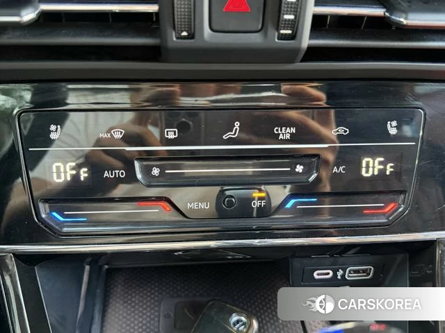 Volkswagen Passat id 4276320 из Китая 12