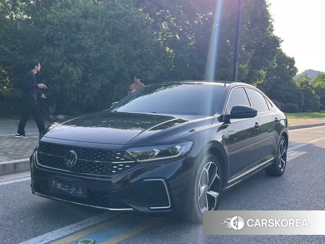 Volkswagen Passat id 4272079 из Китая 9