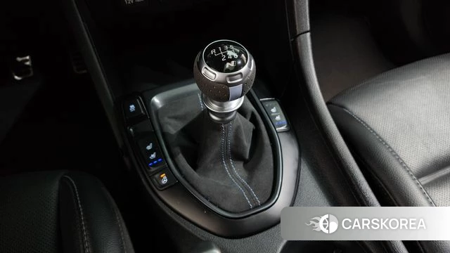 Hyundai Veloster (JS) id 4614972 из Кореи 19
