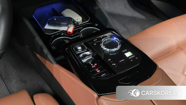 BMW 5 Series (G60) id 4757383 из Кореи 31