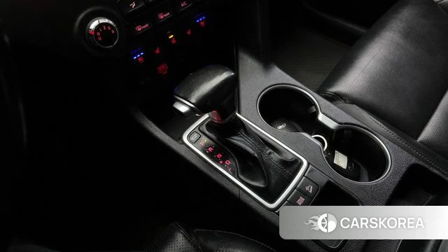 Kia Sportage The Bold id 4285623 из Кореи 30