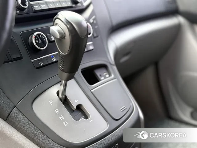 Hyundai The New Grand Starex id 3484748 из Кореи 19