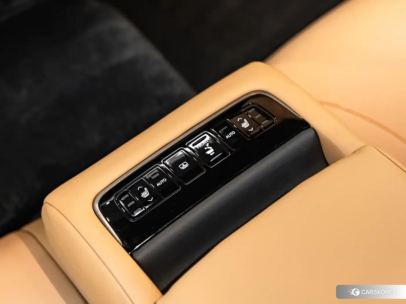 Lexus LS id 4601845 из Китая 21