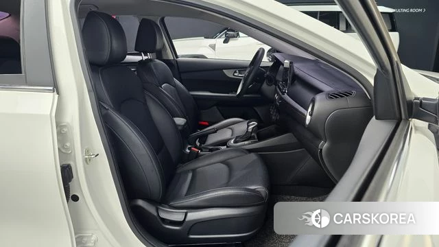 Kia Come New K3 id 3879796 из Кореи 19