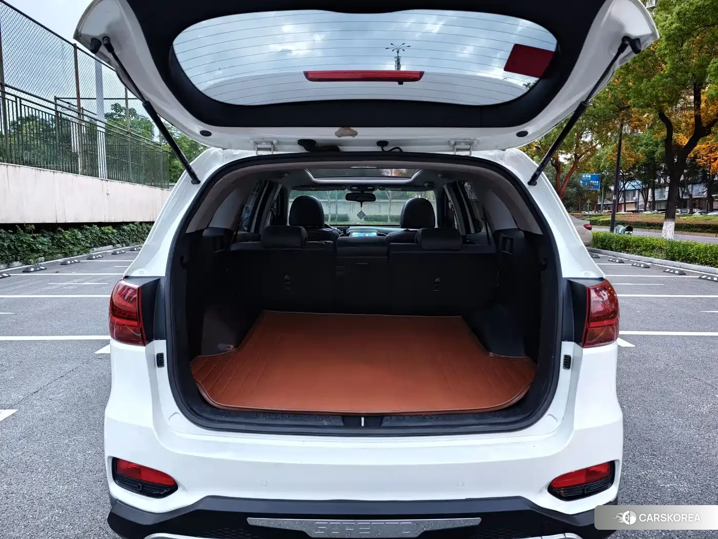 Kia Sorento id 4539338 из Китая 17