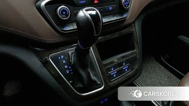 Hyundai The New Grand Starex id 4477338 из Кореи 33