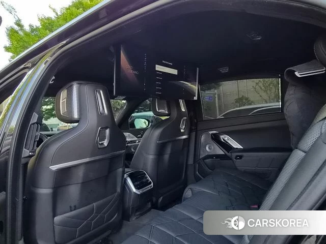 BMW 7 Series (G70) id 4322901 из Кореи 18