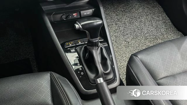 Kia Stonic id 4557832 из Кореи 19