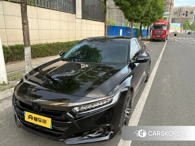 Honda Accord id 4348604 из Китая 9
