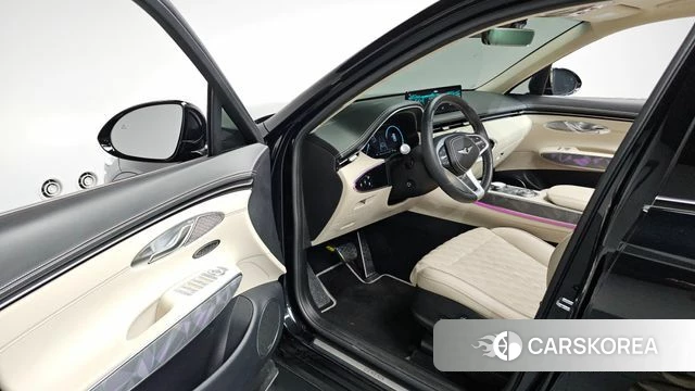 Genesis GV70 id 4201209 из Кореи 33