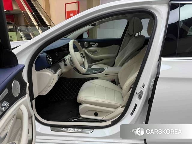 Mercedes-Benz E-class id 4264715 из Китая 43