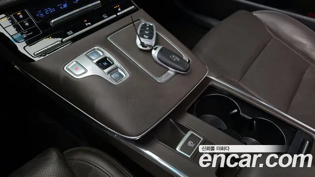 Hyundai The New Grandeur IG id 2421484 из Кореи 19