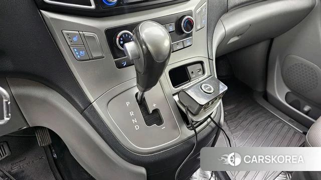 Hyundai The New Grand Starex id 3801613 из Кореи 19