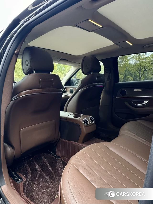 Mercedes-Benz E-class id 4209305 из Китая 17