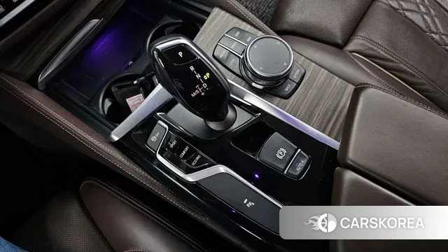 BMW 5 Series (G30) id 3403165 из Кореи 19