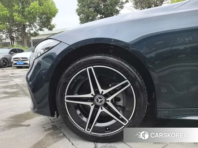 Mercedes-Benz Class C id 4256683 из Китая 14
