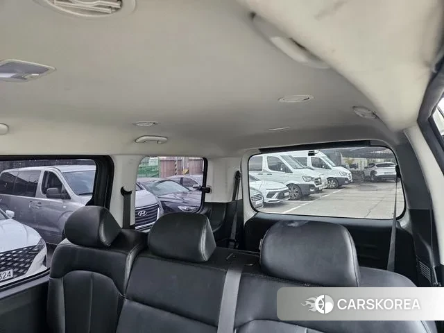 Hyundai Staria id 3355349 из Кореи 18