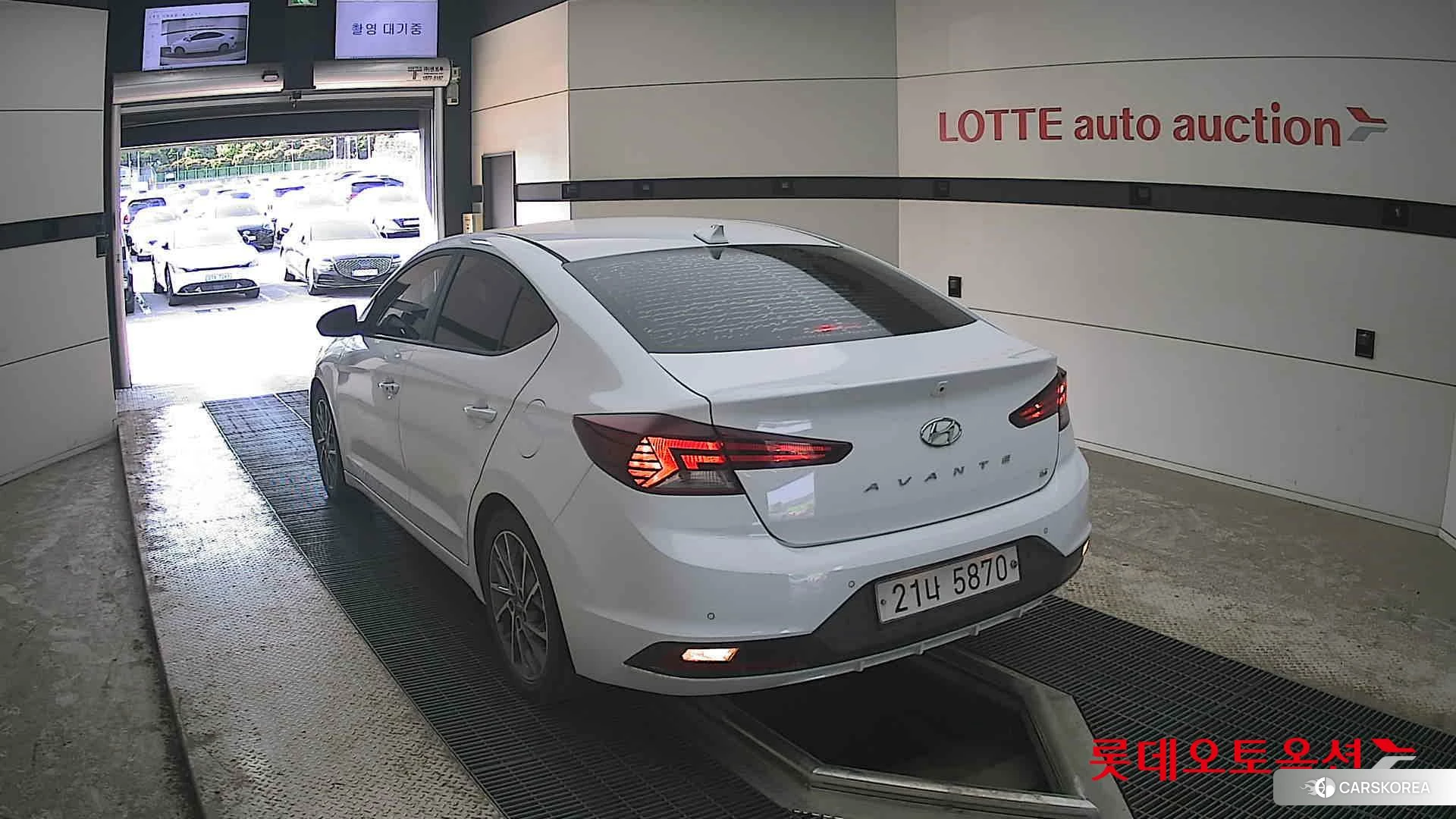Hyundai Avante id 4289404 из Кореи 36