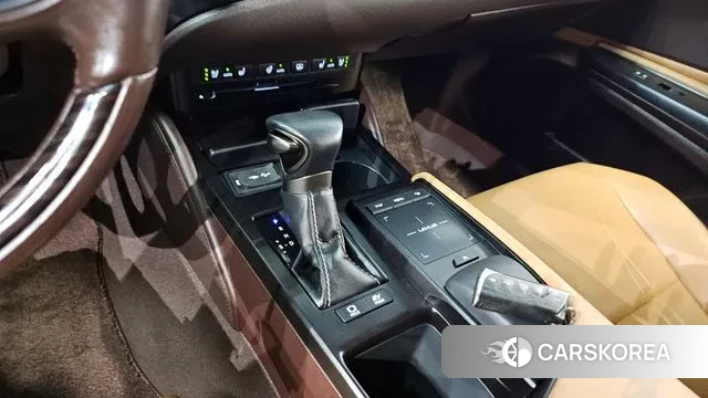 Lexus ES300h 7th generation id 3084895 из Кореи 19