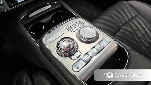 Genesis G90 (RS4) id 4758480 из Кореи 31