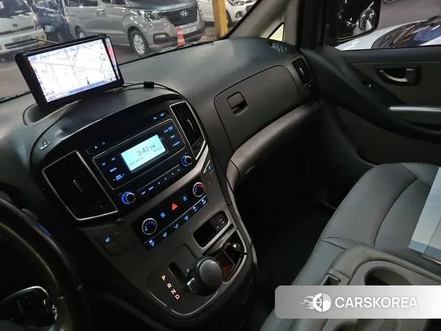 Hyundai The New Grand Starex id 3055380 из Кореи 14