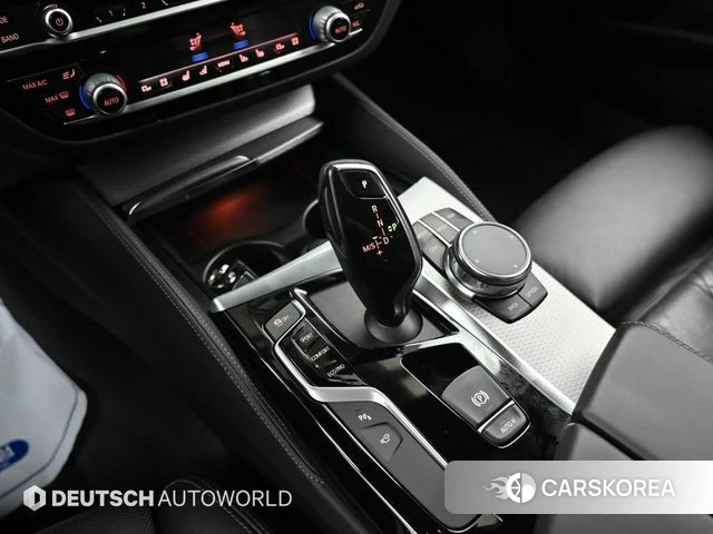 BMW 5 Series (G30) id 3917212 из Кореи 19