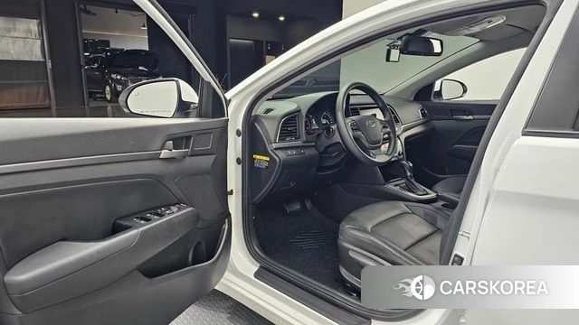 Hyundai Avante AD id 4430621 из Кореи 29