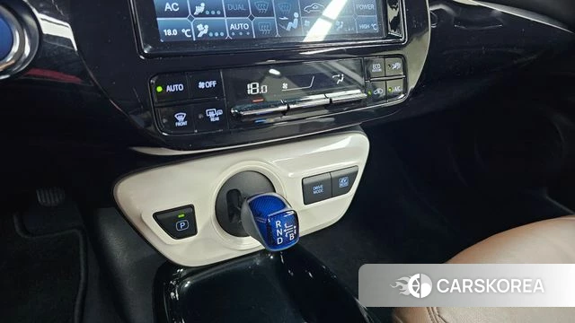 Toyota Prius 4th Generation id 3912042 из Кореи 19