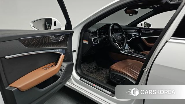 Audi A6 (C8) id 3942068 из Кореи 19