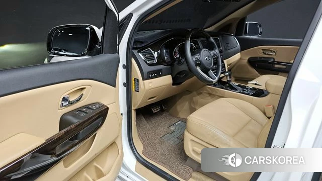 Kia The New Carnival id 3905082 из Кореи 19