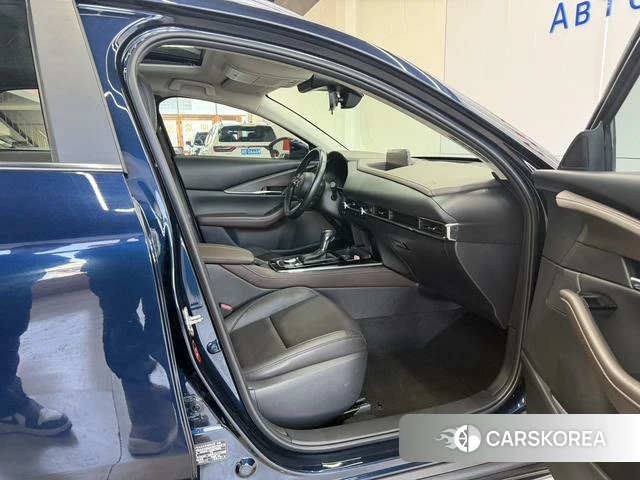 Mazda CX-30 id 4341937 из Китая 19