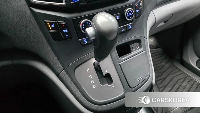 Hyundai The New Grand Starex id 4225296 из Кореи 19