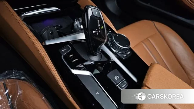 BMW 5 Series (G30) id 3292023 из Кореи 19