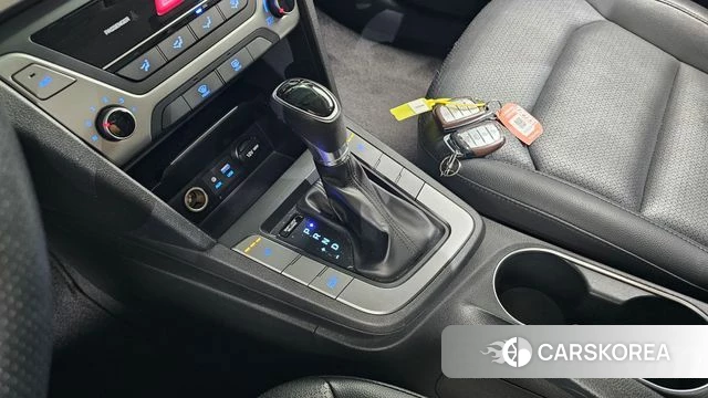 Hyundai Avante AD id 3925193 из Кореи 19