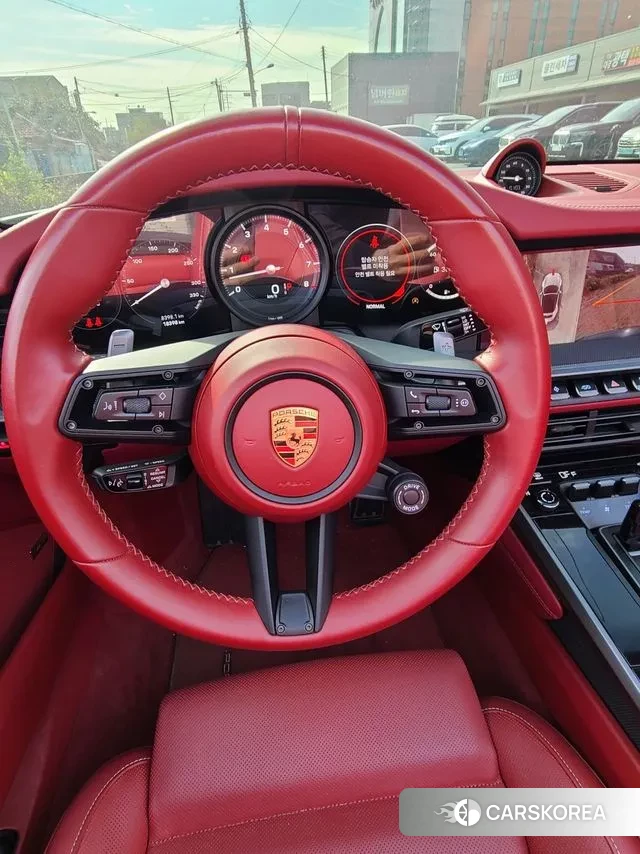 Porsche 911(992) id 3347509 из Кореи 9