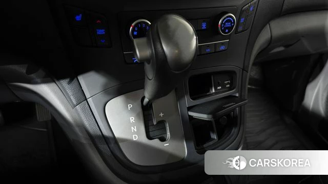 Hyundai The New Grand Starex id 4937809 из Кореи 30