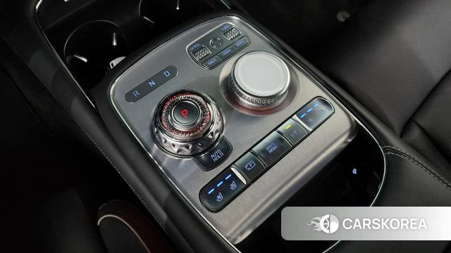 Genesis G90 (RS4) id 4249216 из Кореи 29