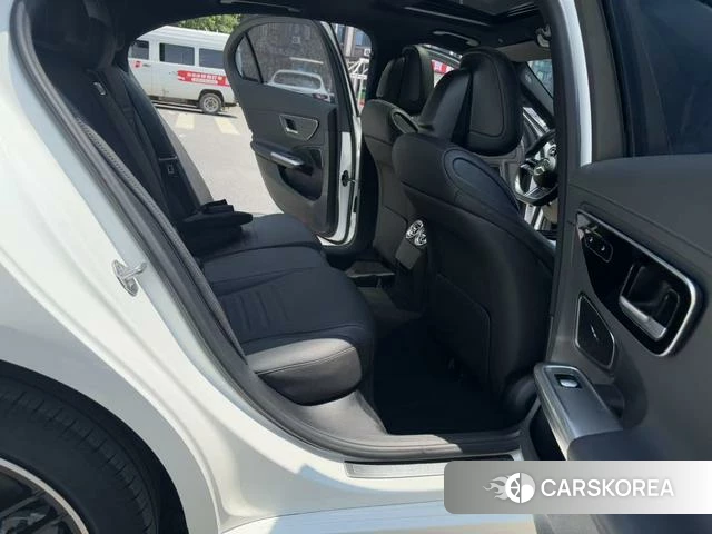 Mercedes-Benz Class C id 4255872 из Китая 12