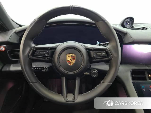 Porsche Taycan id 4463404 из Кореи 19