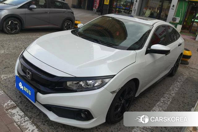 Honda Civic id 4207829 из Китая 16